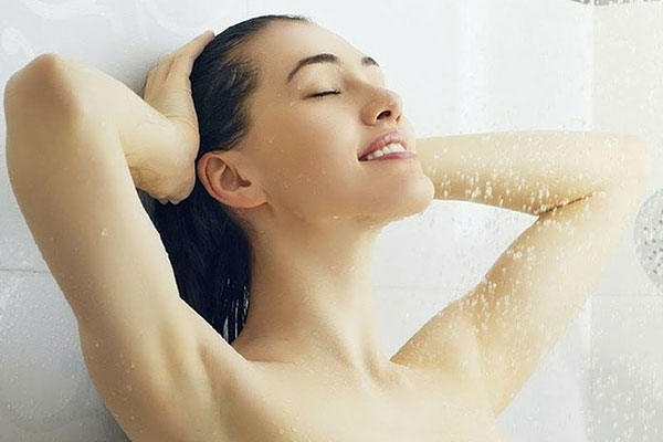 Giăc mơ thấy mình tắm với nước ấm báo hiệu sự may mắn cho bạn