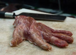 Nằm mơ thấy ăn thịt người dự báo trước điềm lành hay dữ?