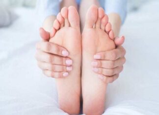 Xem tướng lòng bàn chân nữ, luận giải chi tiết từng dấu hiệu tướng số