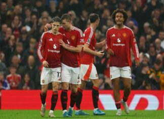 Cơ hội cho MU dù đứng tận thứ 13 trên BXH Cơ hội cho MU dù đứng tận thứ 13 trên BXH