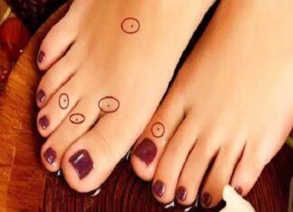 Bí ẩn nốt ruồi ở ngón chân dấu hiệu vận mệnh khó đoán nốt ruồi ở ngón chân