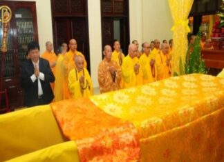 Tìm hiểu lễ nhập quan trong tang lễ truyền thống Việt Lễ nhập quan là gì