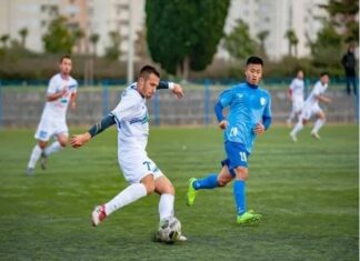 Chia sẻ cách chơi tiền vệ trung tâm cho ai chưa biết Chia sẻ cách chơi tiền vệ trung tâm cho ai chưa biết