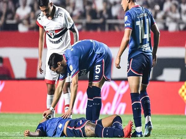 tim-hieu-ve-nhung-cau-thu-bi-dot-quy-trong-thi-dau