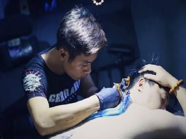 Chiêm bao thấy mình xăm hình