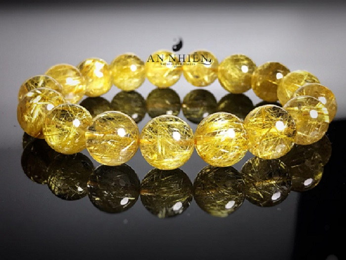 Vòng thạch anh tóc vàng – thu hút tài lộc và hỗ trợ tình duyên Vòng thạch anh tóc vàng – thu hút tài lộc và hỗ trợ tình duyên