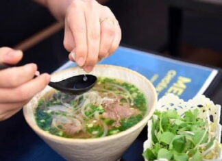 Ý nghĩa giấc mơ thấy ăn phở bạn nên biết ngay hôm nay