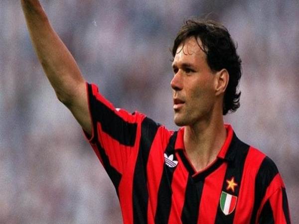 Tiền đạo Marco van Basten