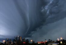 Chi tiết nằm mơ thấy giông bão có điềm gì, hên hay xui?