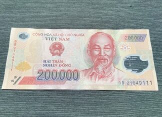 Nằm mơ thấy tiền 200 nghìn là điềm gì, số mấy lộc phát?