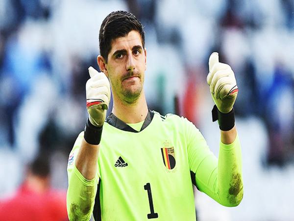 Top thủ môn bắt hay nhất thế giới