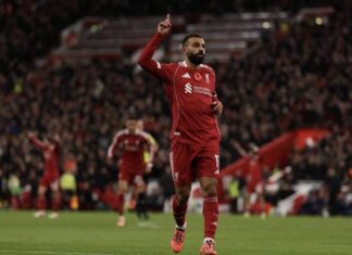 Tin Liverpool: Salah khắc tên vào ngôi đền huyền thoại