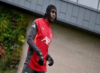 Frimpong trở lại sau chấn thương gân kheo