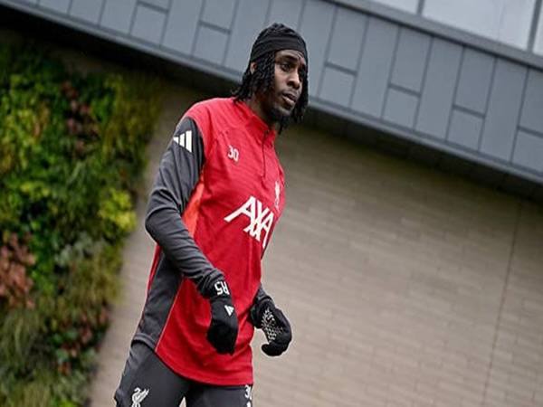 Frimpong trở lại sau chấn thương gân kheo