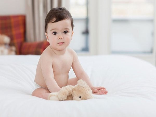 Mơ thấy em bé trai cười vui vẻ