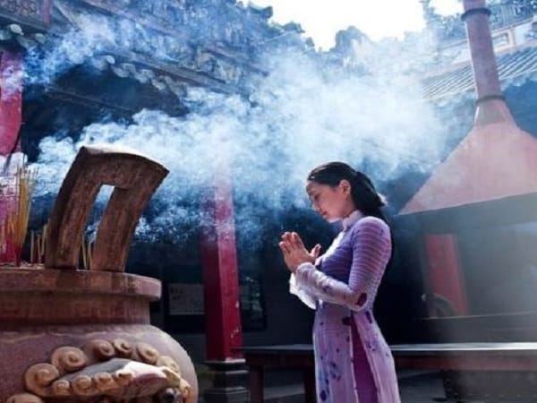 Giải mã từng trường hợp mơ thấy mình đi chùa